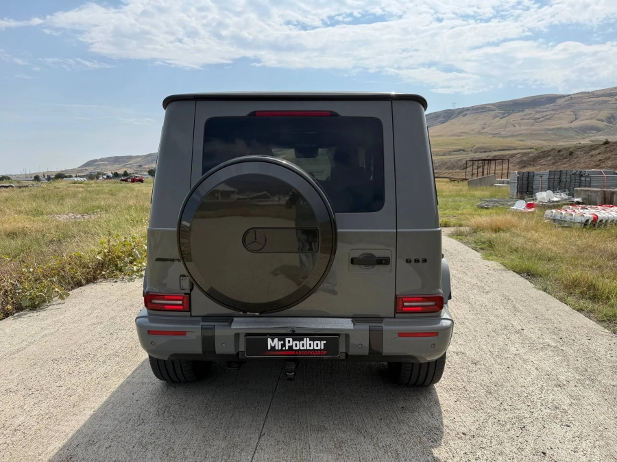 Mercedes-Benz G63 AMG